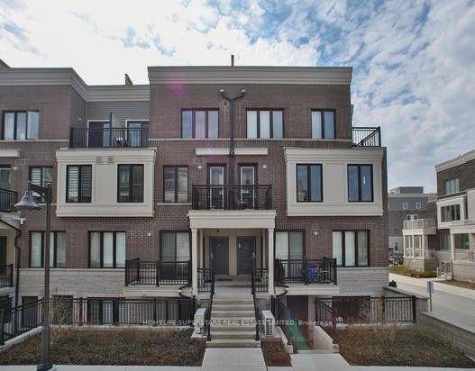Location Location Catch The Street Car Less Than 2 Minutes Featuring A Spacious Layout Main Floor Living amp ; Dining With W O To Balcony Modren Open Concept Kitchen Main ...