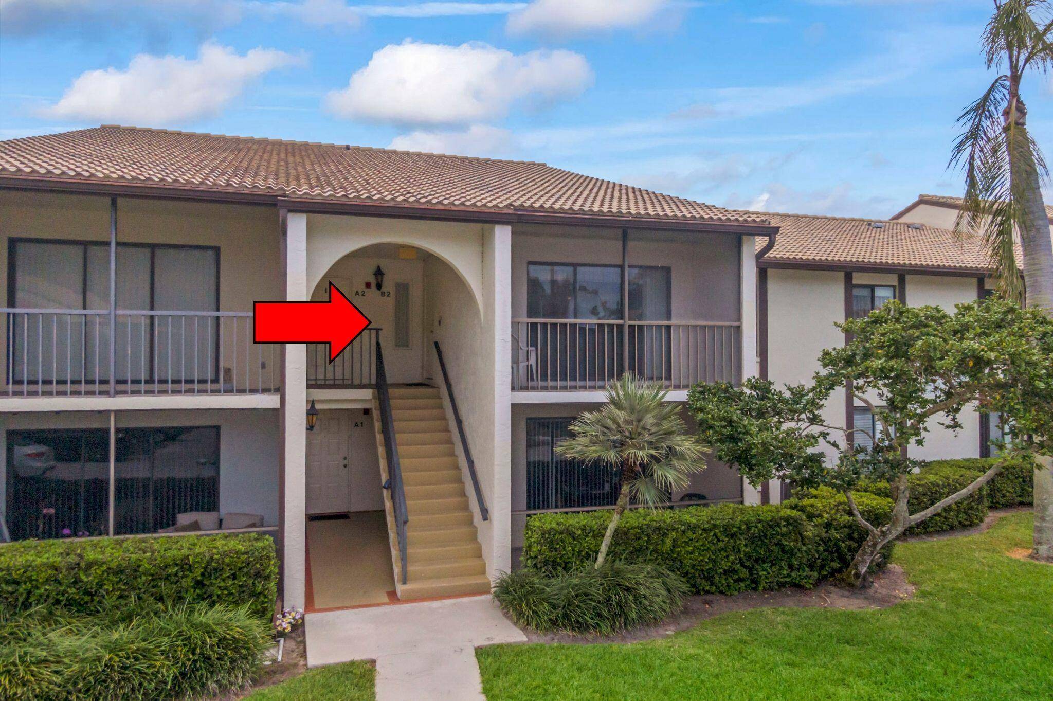 Welcome to this clean 2 Bedroom 2 Bath second floor condo in the desirable gated community of Pine Ridge at Martin Downs.