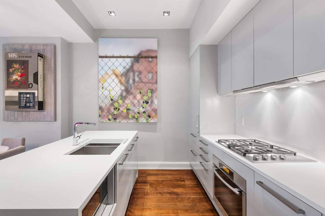 Classic architecture. Modern luxury.