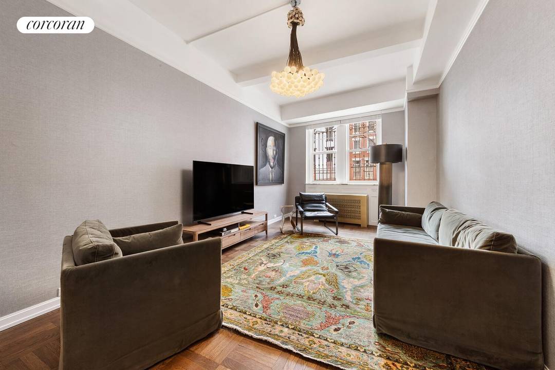 Welcome home to stunning, newly renovated Residence 1F at 299 West 12th Street, perfectly positioned on Abingdon Square Park within one of the West Village's most desirable full service prewar ...