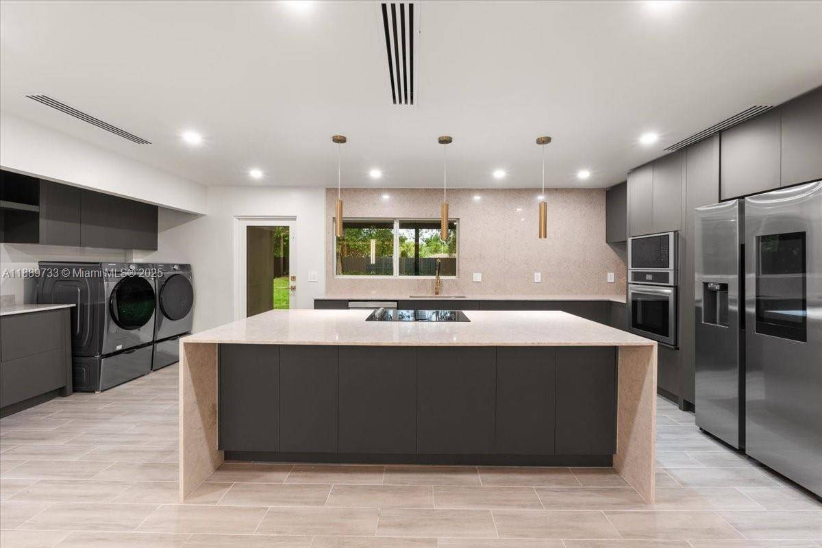 Fully Renovated Biscayne Park Gem !