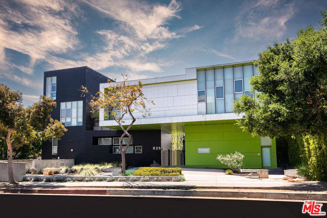 825 N Kings Rd 2.0 Sunset Strip LA