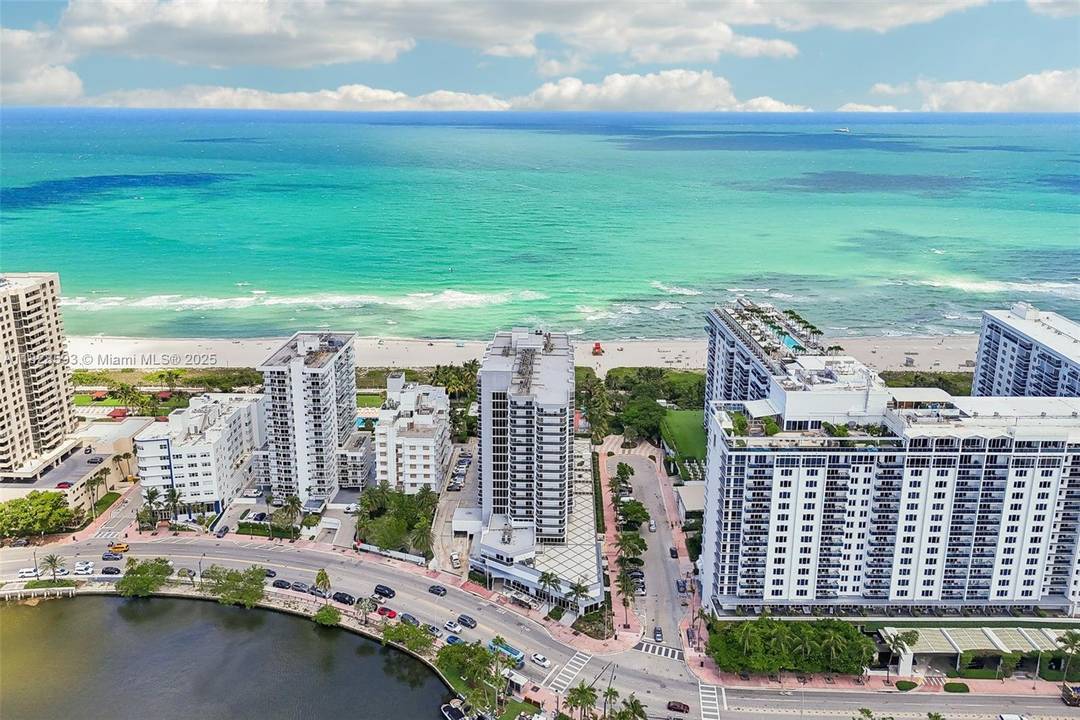 Discover unmatched potential in this 1, 030 sq ft Miami Beach condo with breathtaking water views.