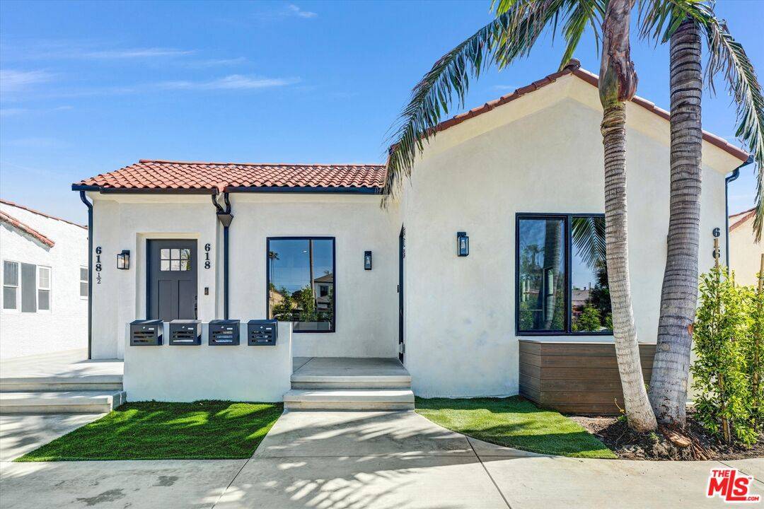 616 N Vista St 3BR Hancock Park La