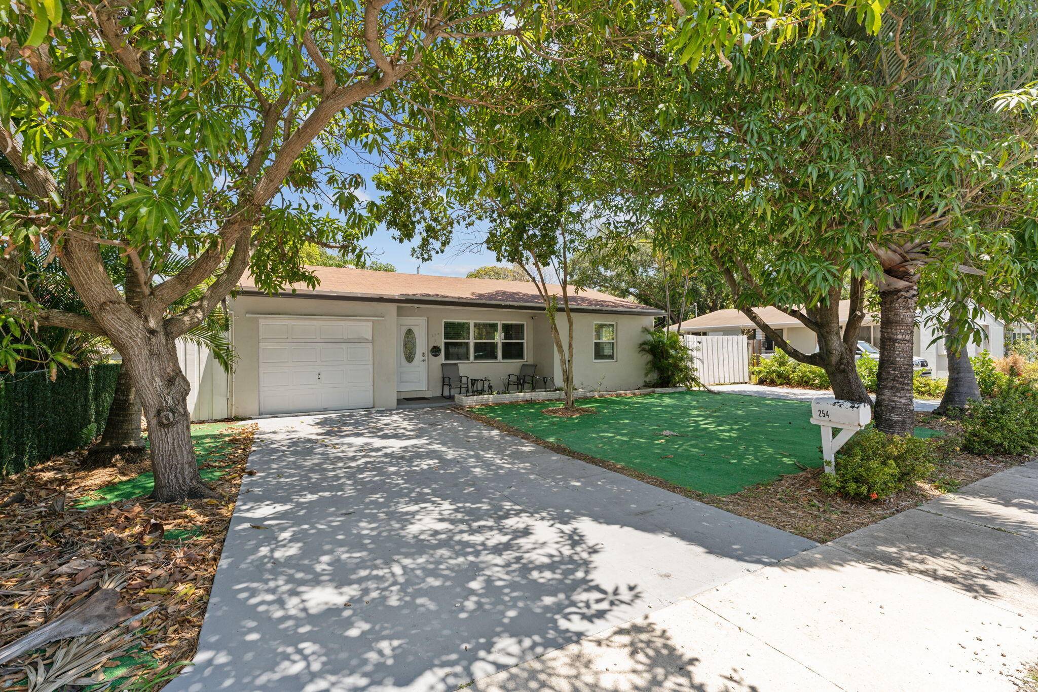 254 SW 8th Street single-family Palm Beach