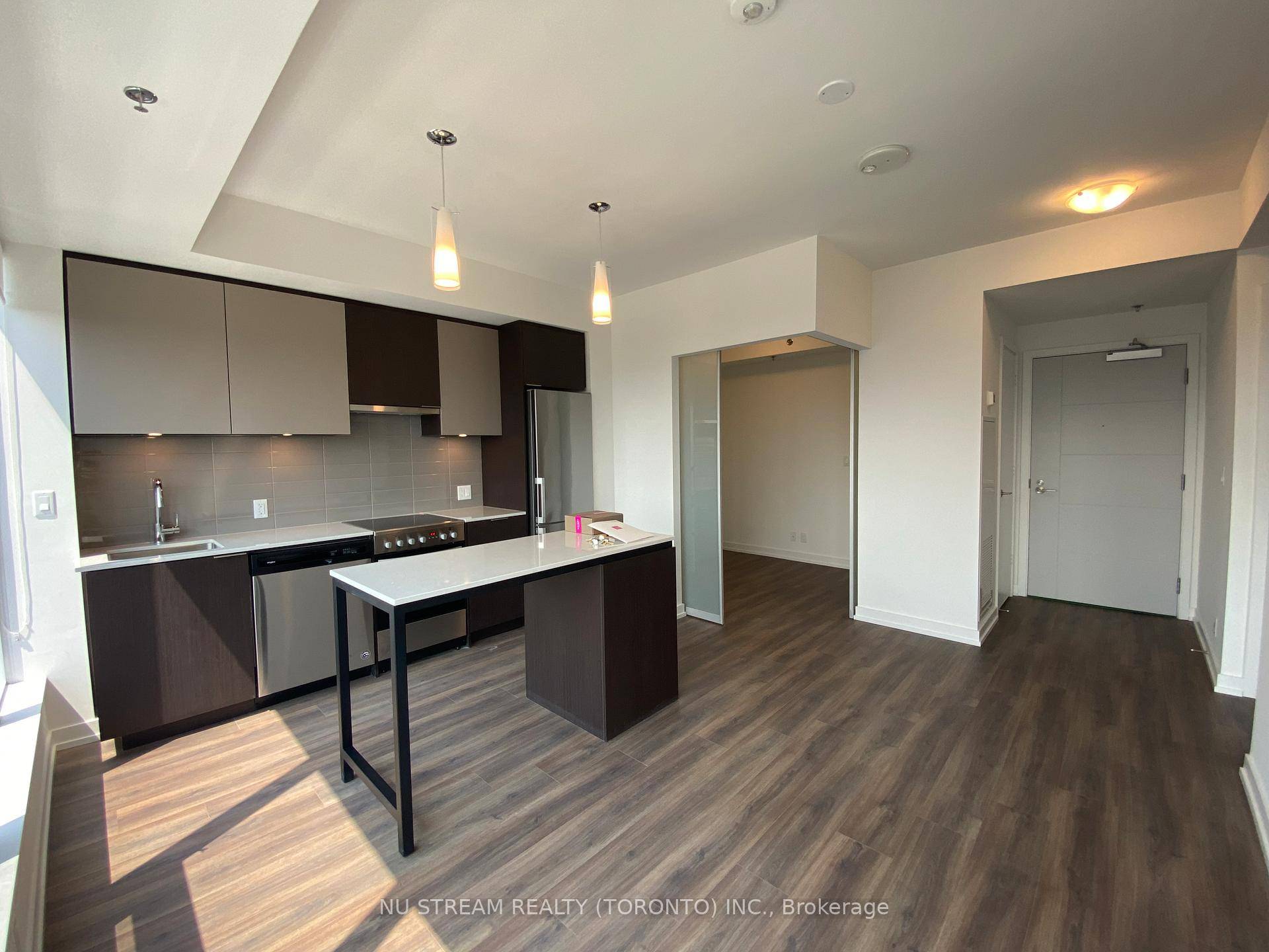 Theory Condominium With Bright amp ; Spacious And Unobstructed Bright West City View.