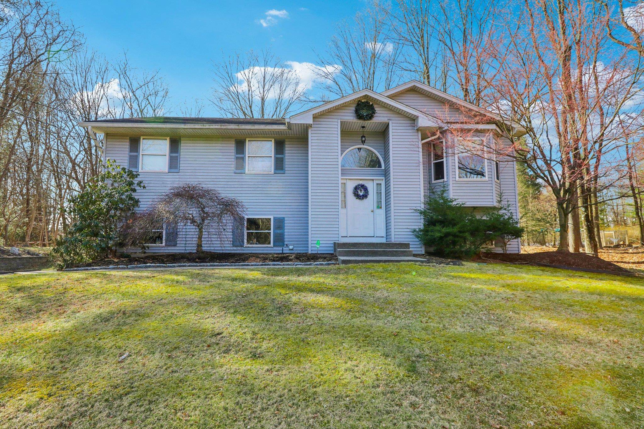 Suffern Schools ! Beautiful raised ranch with two levels of living space and recent updates set on a gorgeous 3 4 of an acre in desirable Montebello neighborhood !
