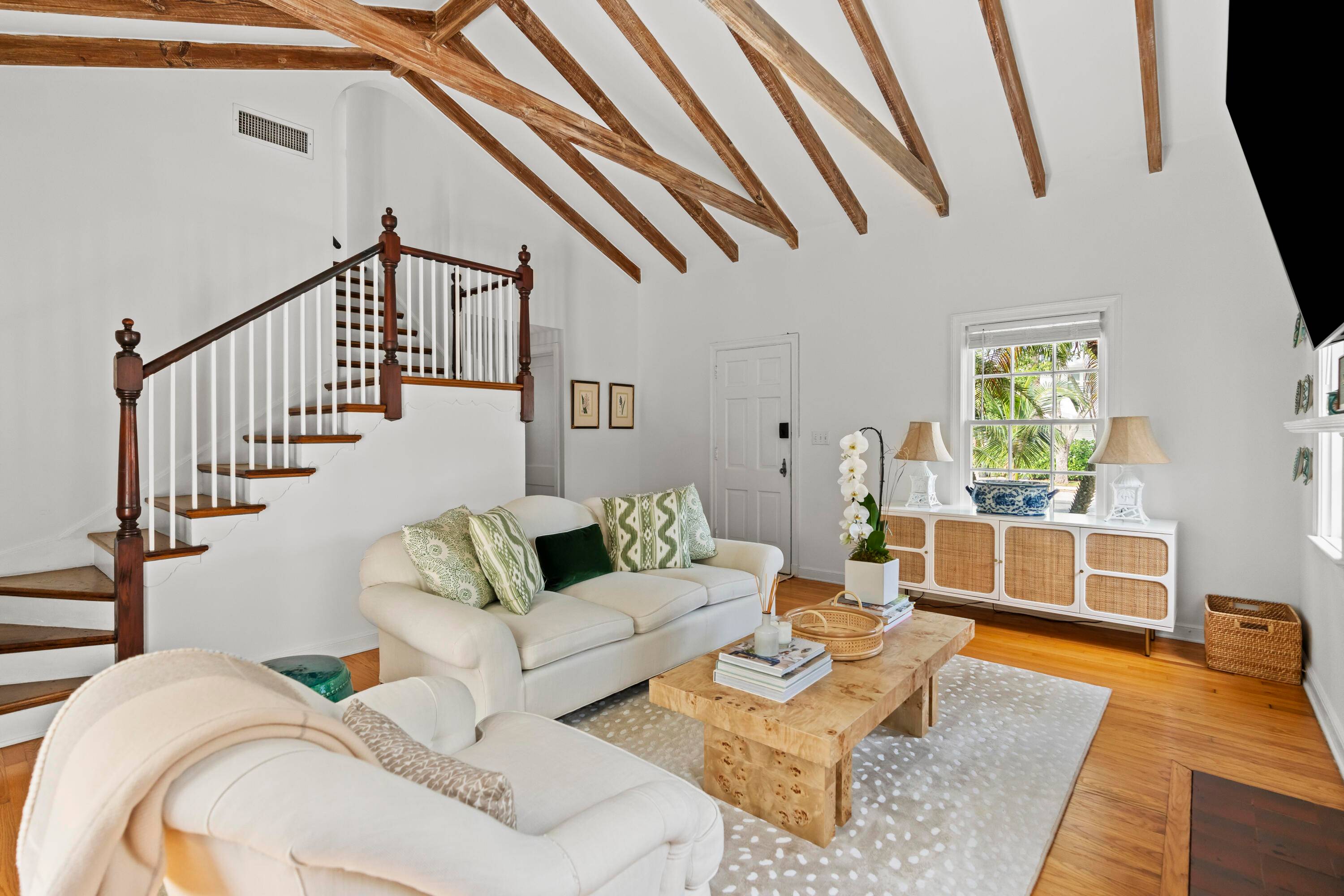 Charming two story 3 bedroom 1 bathroom fully furnished home in the heart of West Palm Beach available to rent annually, off seasonally, or seasonally !