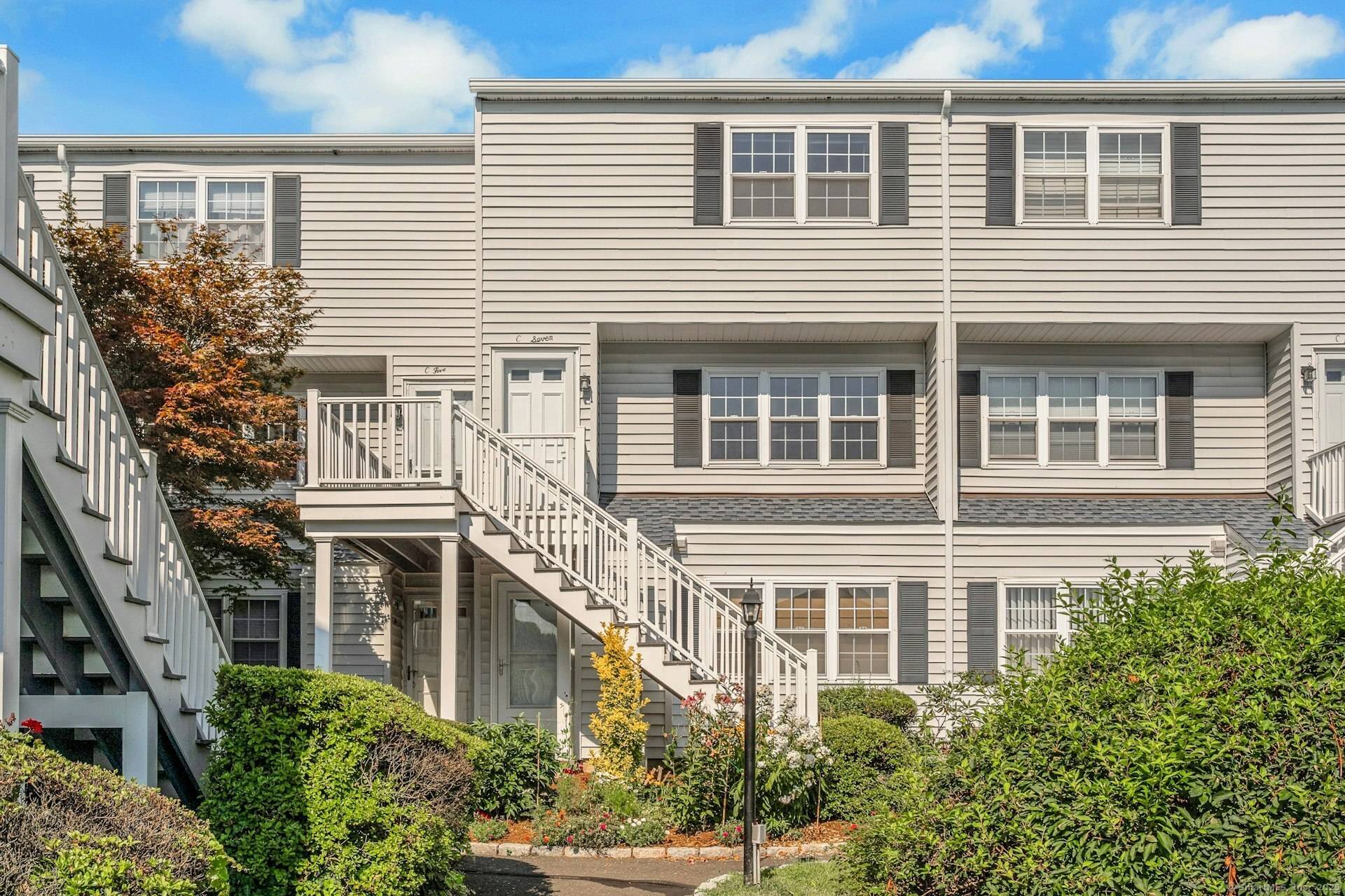 Stunning 2 bedroom, 2 level condo.