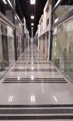 Work amp ; Exhibition ! Unit 227 located in the heart of Improve Canada Mall !
