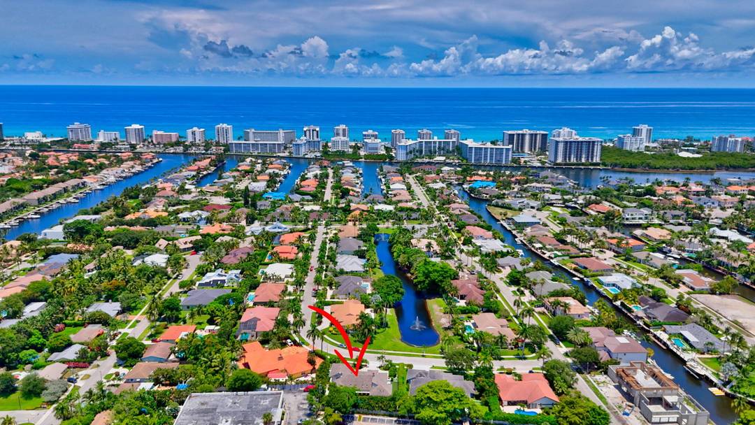 Welcome to this East Boca luxury coastal contemporary retreat tucked away in the prestigious and highly sought after Morningside community, just minutes from Boca's pristine beaches and vibrant downtown.