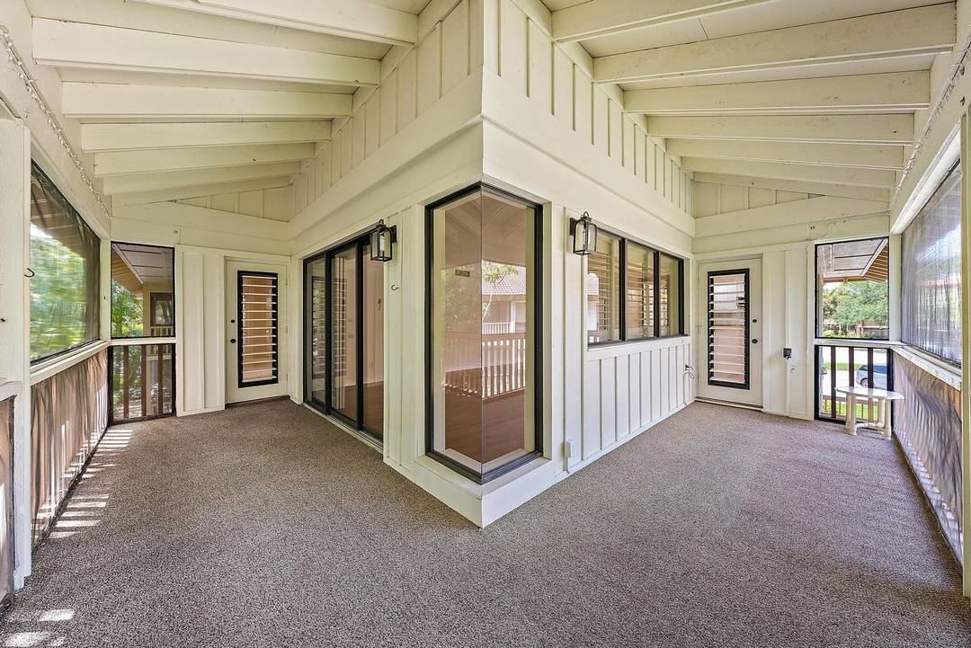 Beautifully Renovated Golf Villa in PGA National.