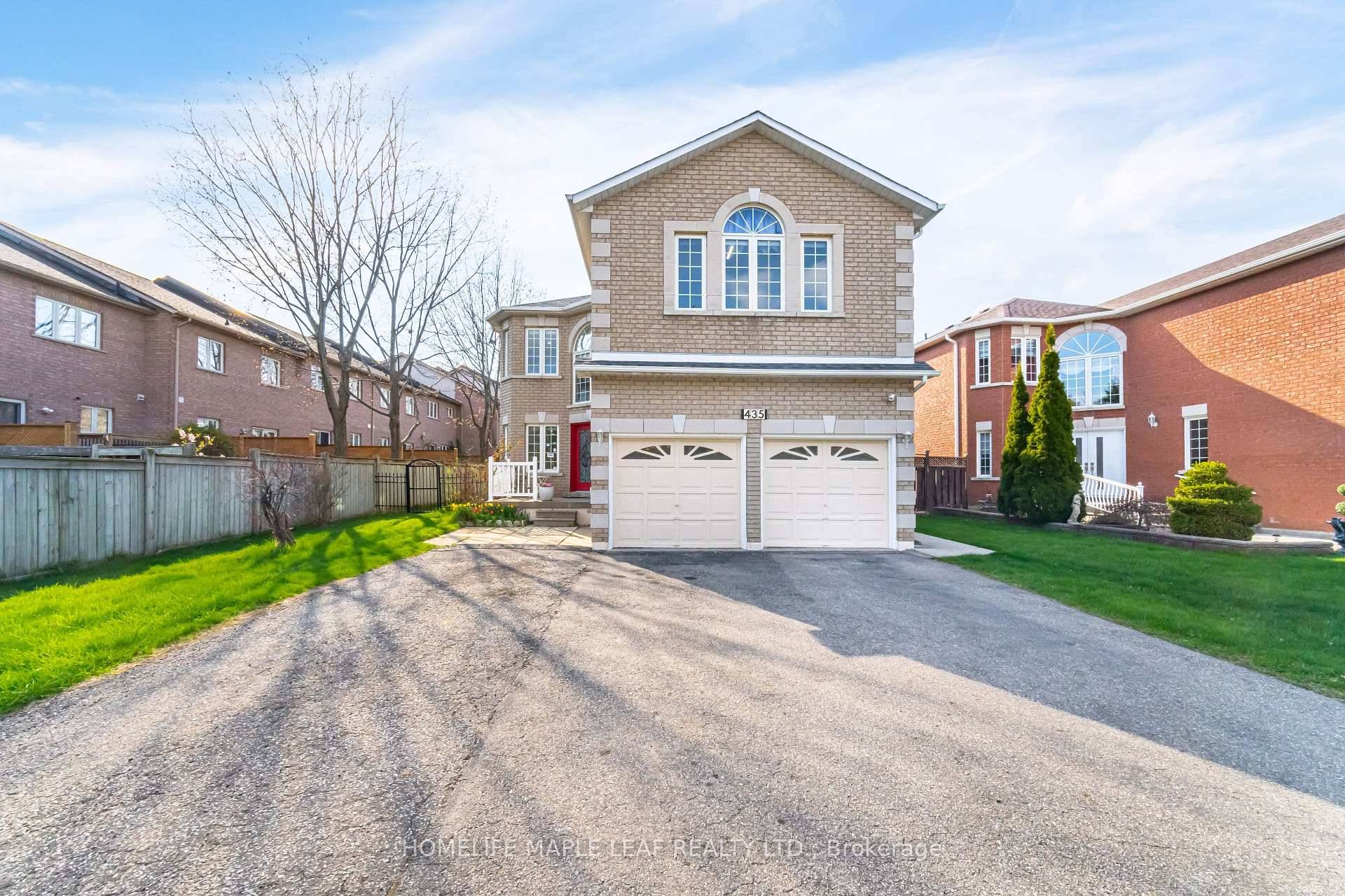 Discover your dream home in the highly desirable Hurontario neighborhood of Mississauga !