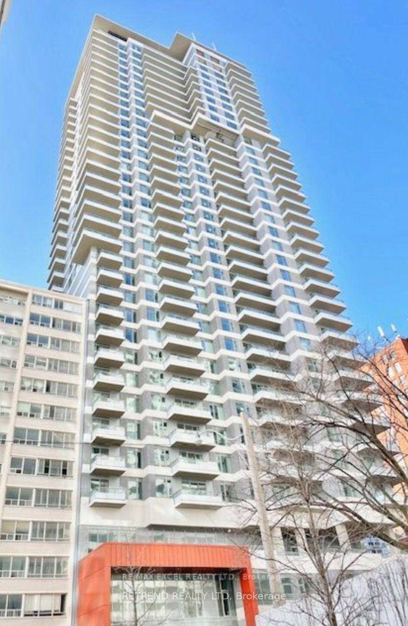 Live in the Heart of Midtown !