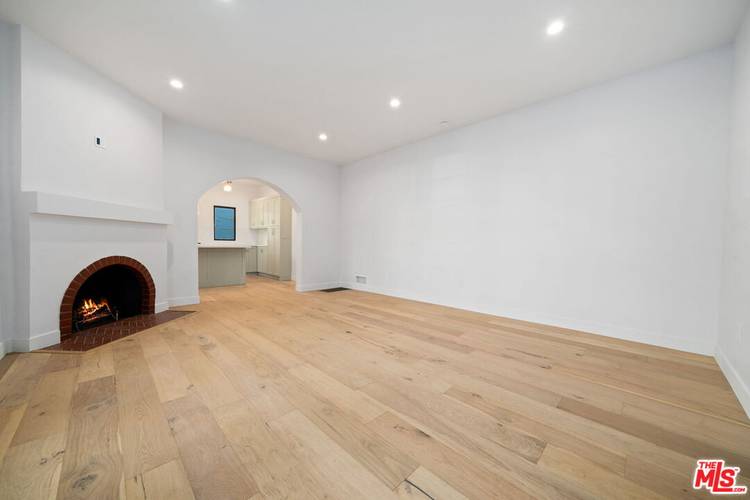 8014 W 4th St 3BR Beverly Grove La