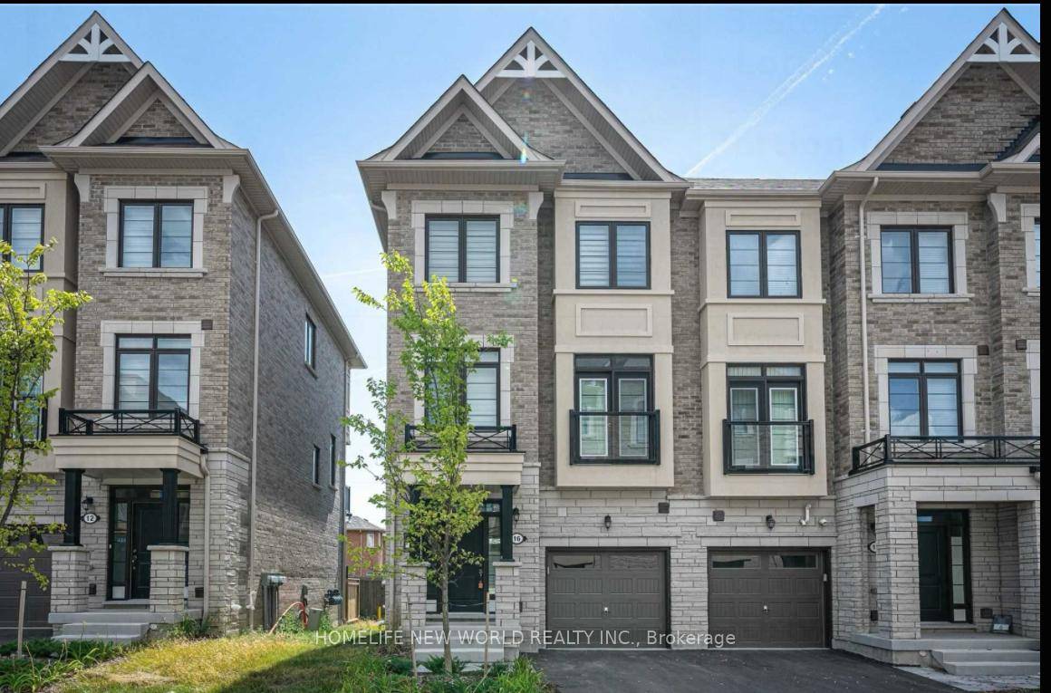 4Yr Old Townhouse Prestigious Rouge Woods Community.
