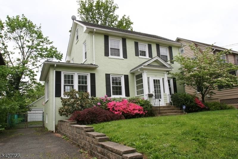 More pix coming of this Beautifully situated Colonial in the highly sought after North Plainfield neighborhood.