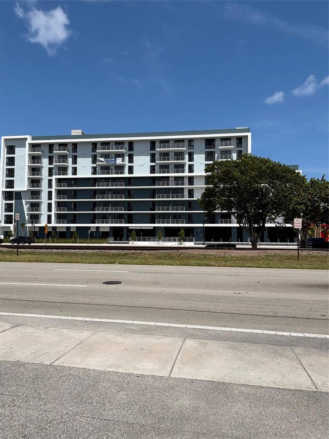 HUGE INVESTOR DEVELOPER OPPORTUNITY 3 adjacent lots w separate folio numbers being sold together.