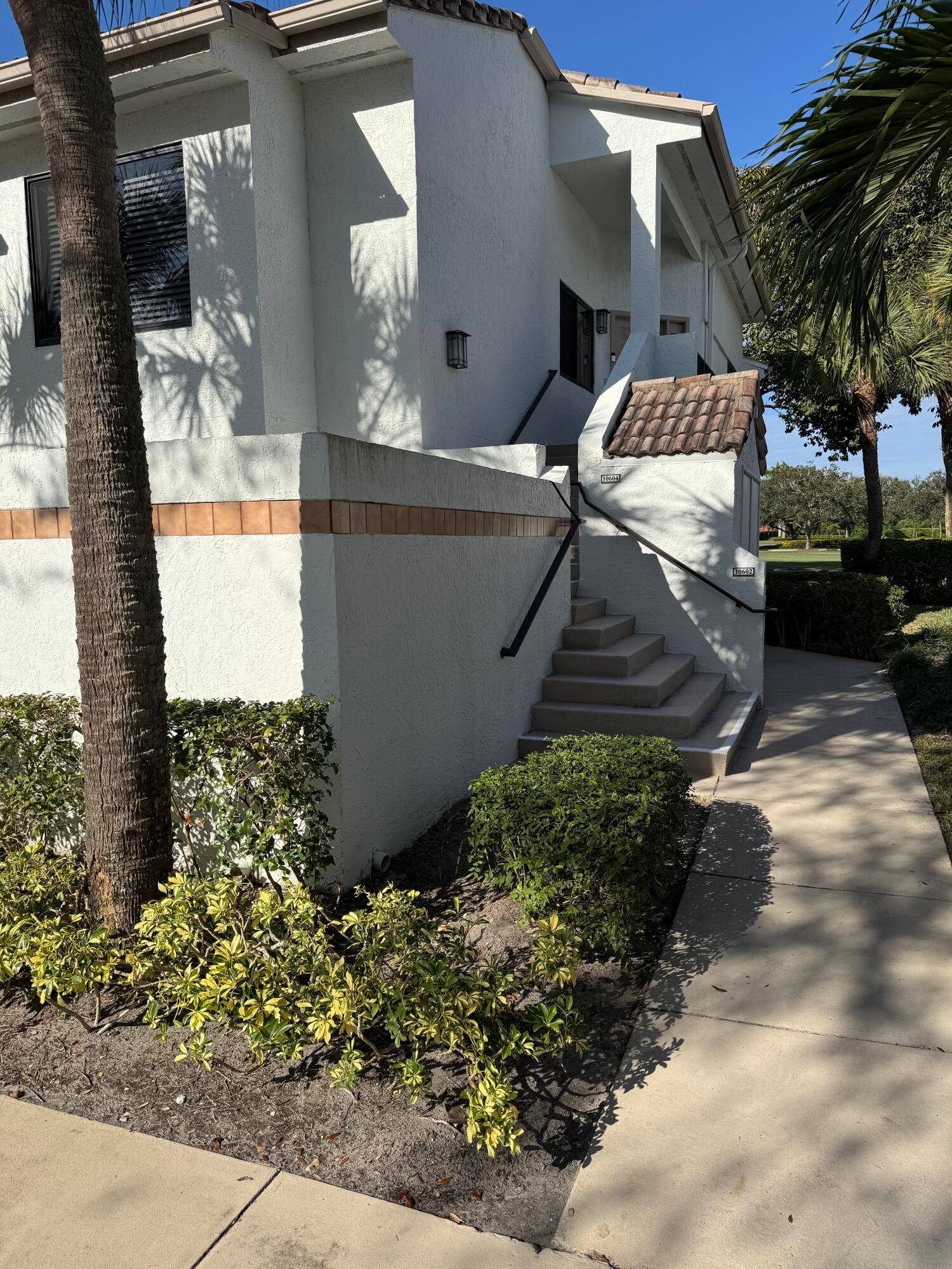 This first floor condo is just waiting for a you !