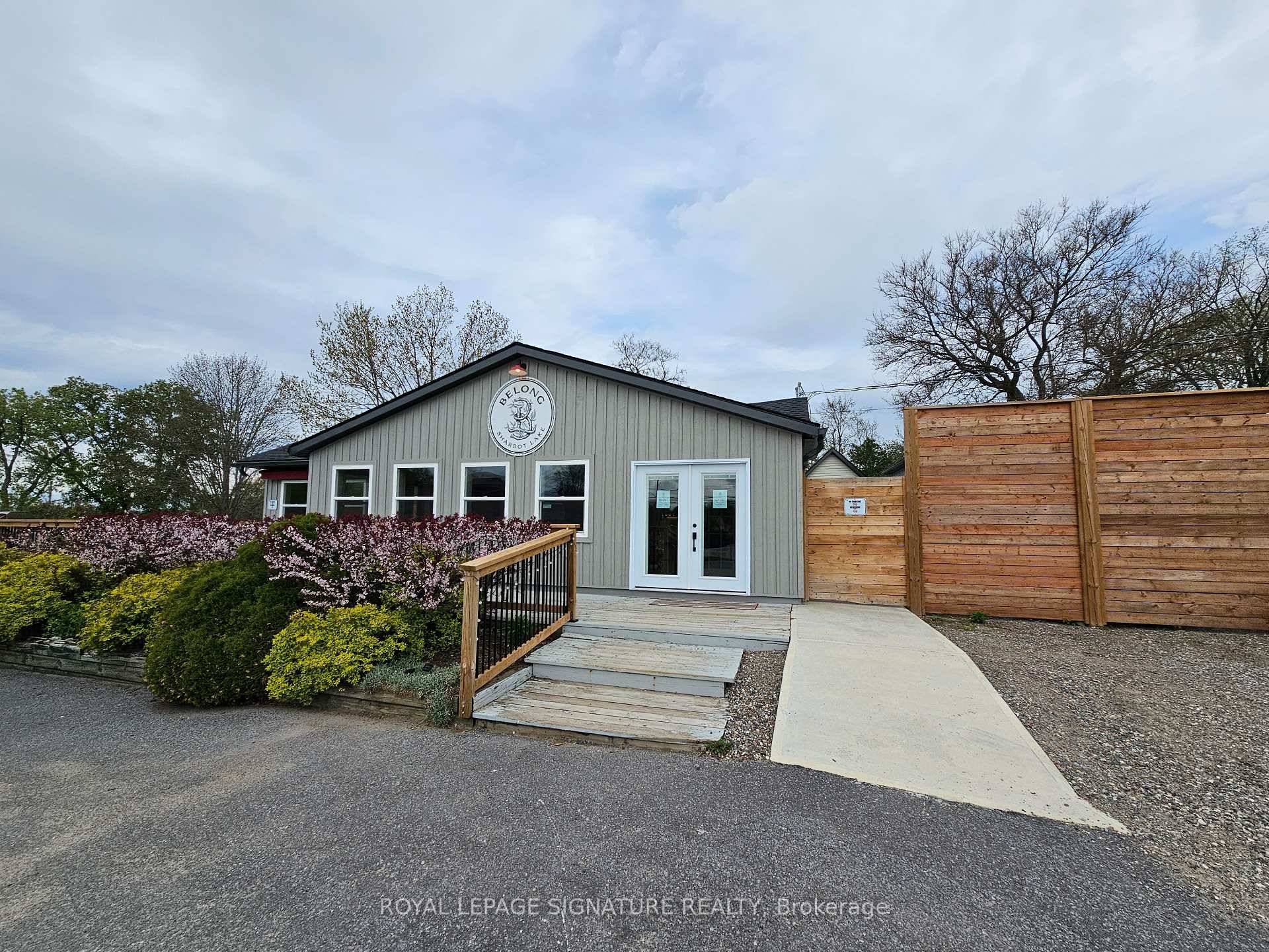 Belong Sharbot Lake is a simply gorgeous licensed restaurant by esteemed chef Brad Long.