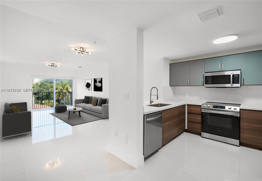 Welcome to this beautifully renovated corner residence in the heart of Miami, ideally located just minutes from Coral Gables, Coconut Grove, and Brickell.