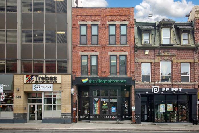 Excellent Downtown Location At Yonge amp ; Wellesley, Working District To U Of T And All City Amenities, Spacious amp ; Functional Laid out With Generous Size Bedrooms amp ; ...