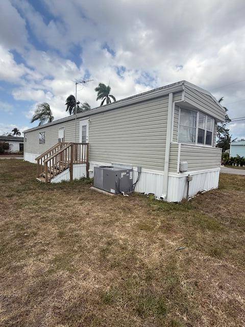 Just listed ! ! ! Don't miss the opportunity to view this specious 2 2 with oversized closets.