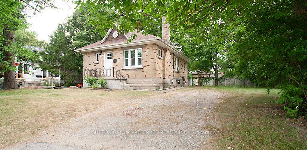 Welcome to 415 Springbank Drive.