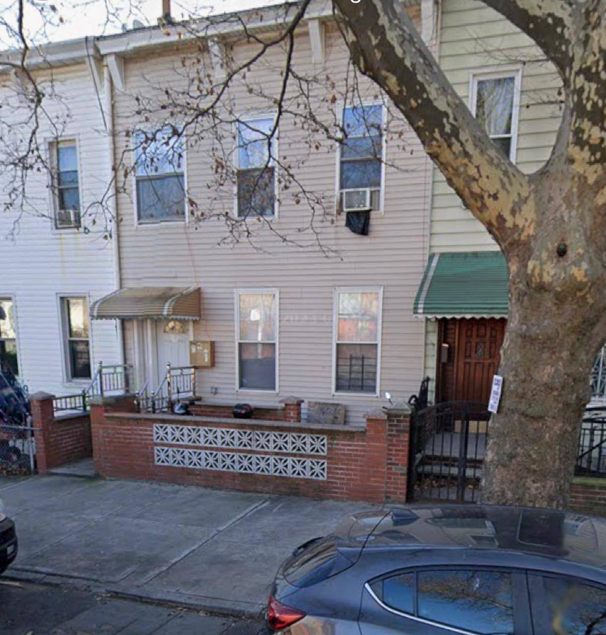 Motivated Seller. Convenience to all.