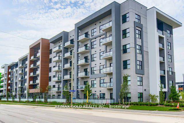 Experience the charm of one of Oakville's most desirable condos.