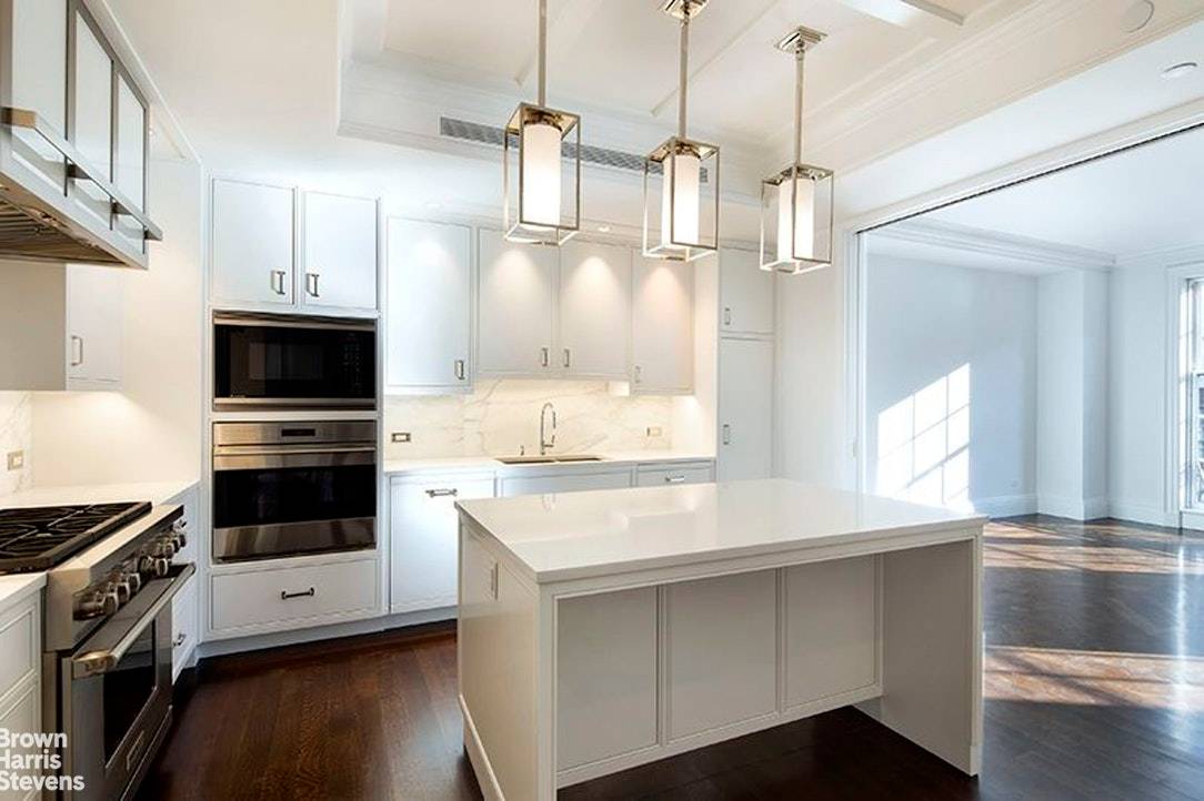 This is a super mint condition private full floor residence.