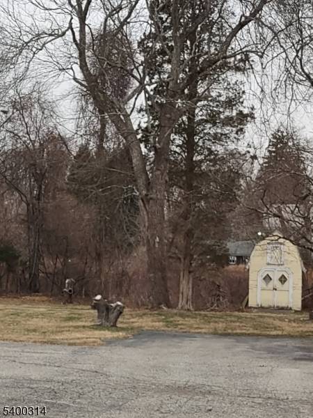 Gordon Rd Roxbury Twp. New Jersey Single-Family