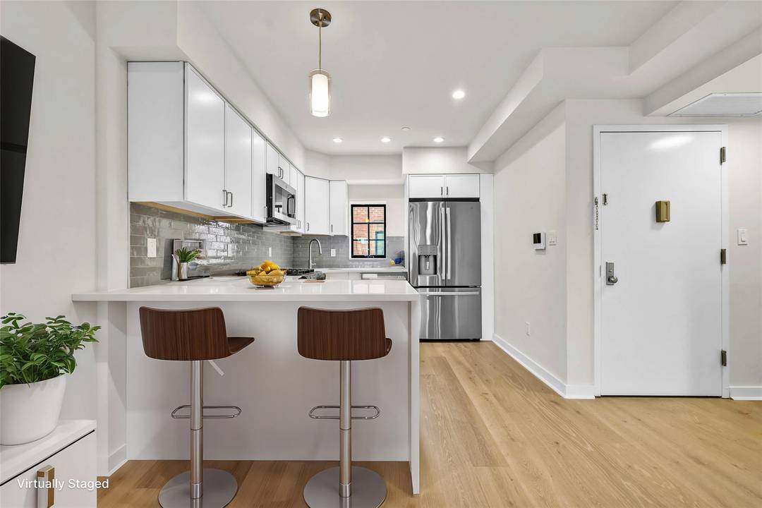 Introducing the All New 25 25 31st Avenue Astoria Residences Discover a meticulously designed 12 unit luxury condominium building at 25 25 31st Avenue, nestled on a serene residential street ...