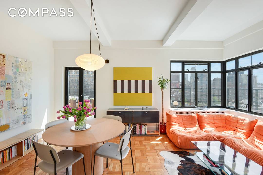 SHOWINGS BY APPOINTMENT ONLY PENTHOUSE DUPLEX WITH WATER VIEWS FROM EVERY ROOM !