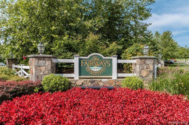 Beautifully updated 2BR 2.