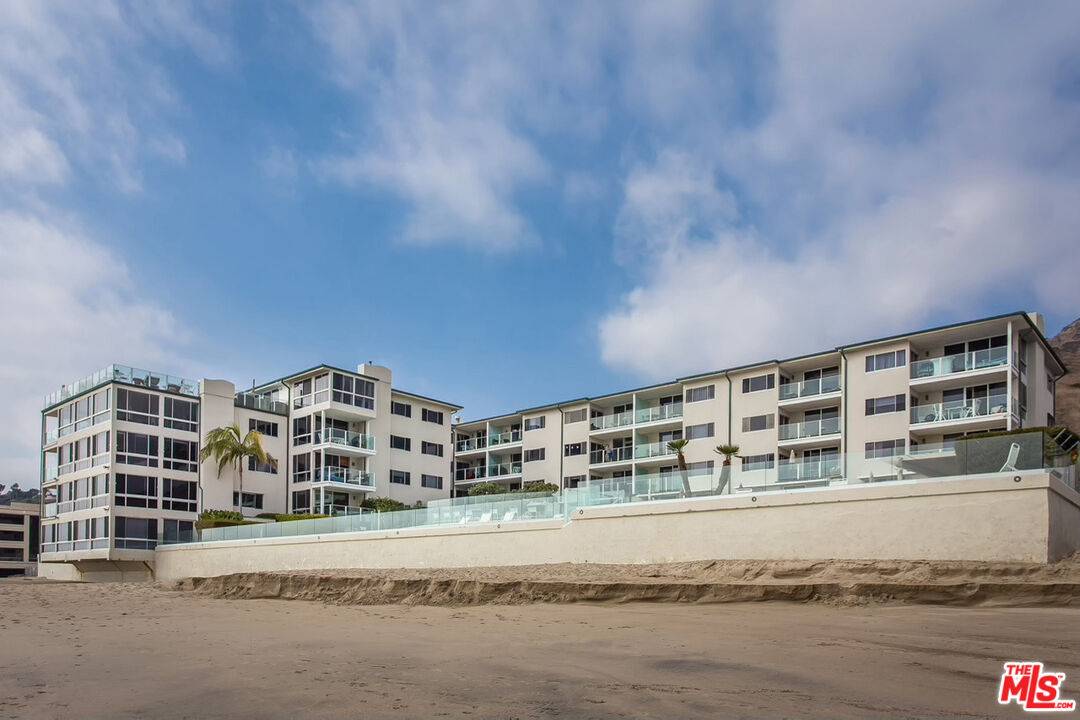 22548   Pacific Coast Hwy 2BR Malibu La