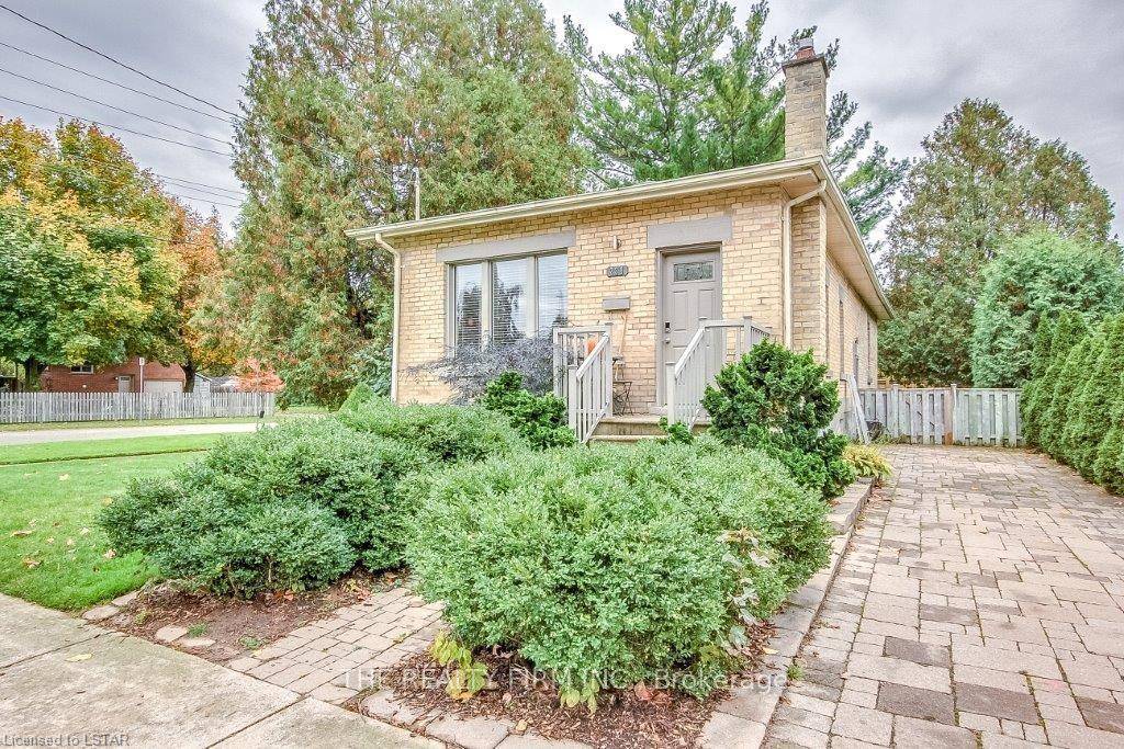 Welcome to your new home in vibrant West London !