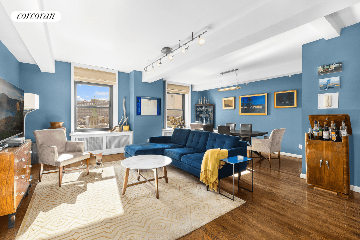 315 W 23rd St 9D CHELSEA SUN DRENCHED LOFT LIKE 2 BEDROOM BEAUTY Welcome to 315 West 23rd St.