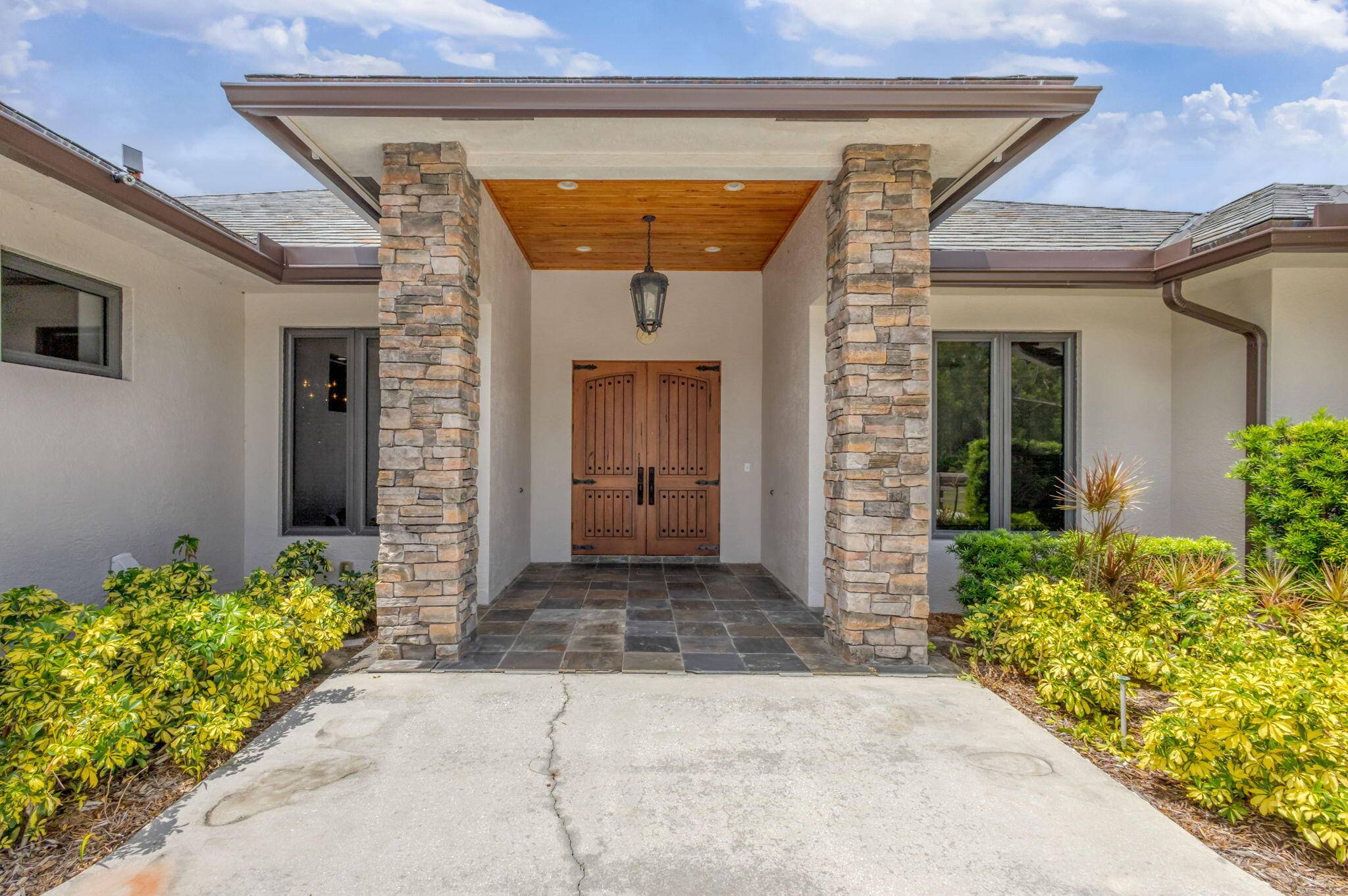 SEE FLOOR PLAN IN DOCUMENTSExceptional 10 Acre Estate with Two Residences.