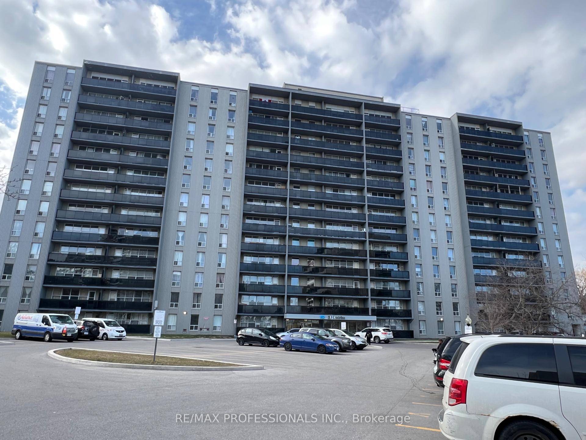 20 Antrim is a well maintained building with spacious suites.