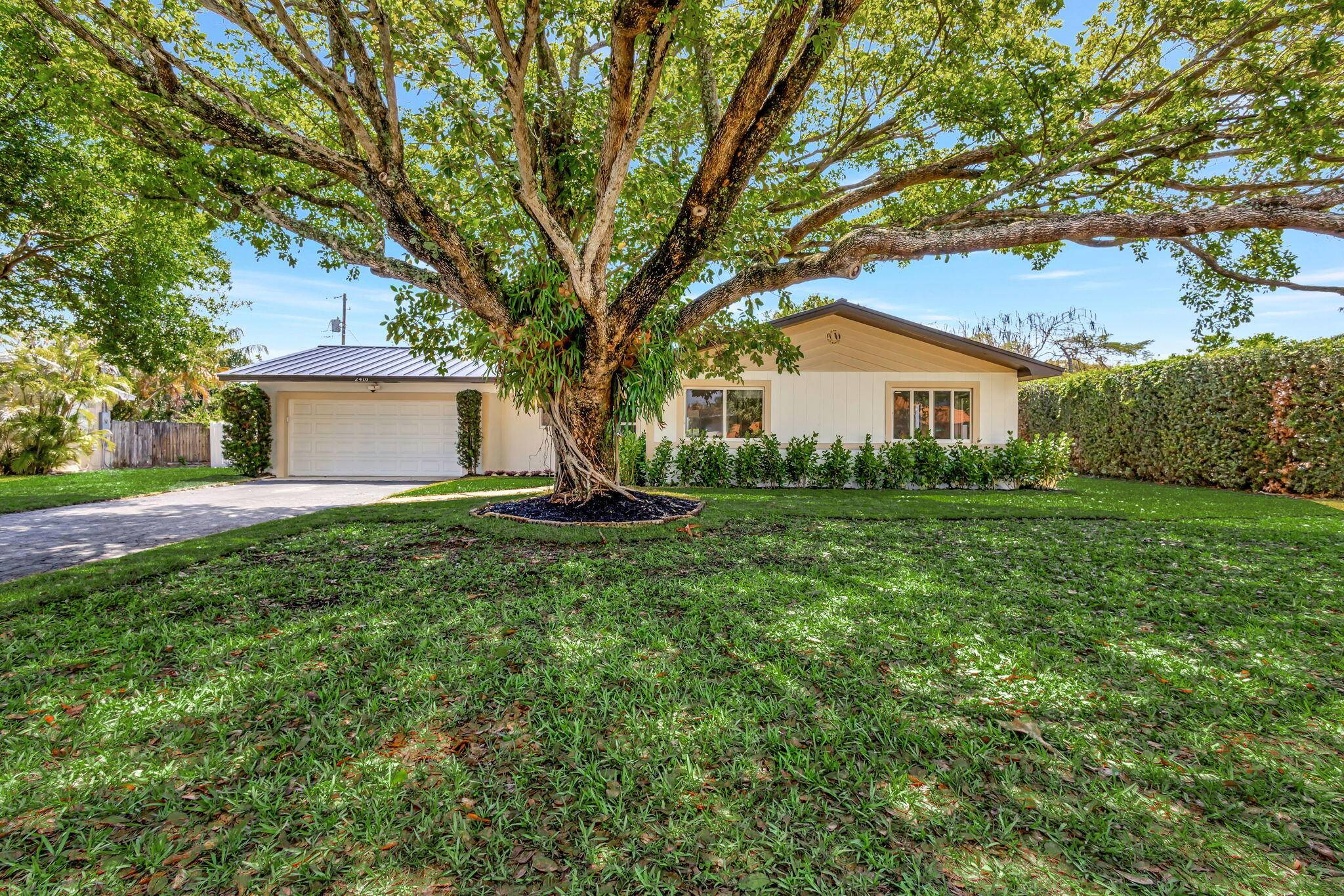 Huge Lot ! Located near sought after Chapel Hill Lake Ida !