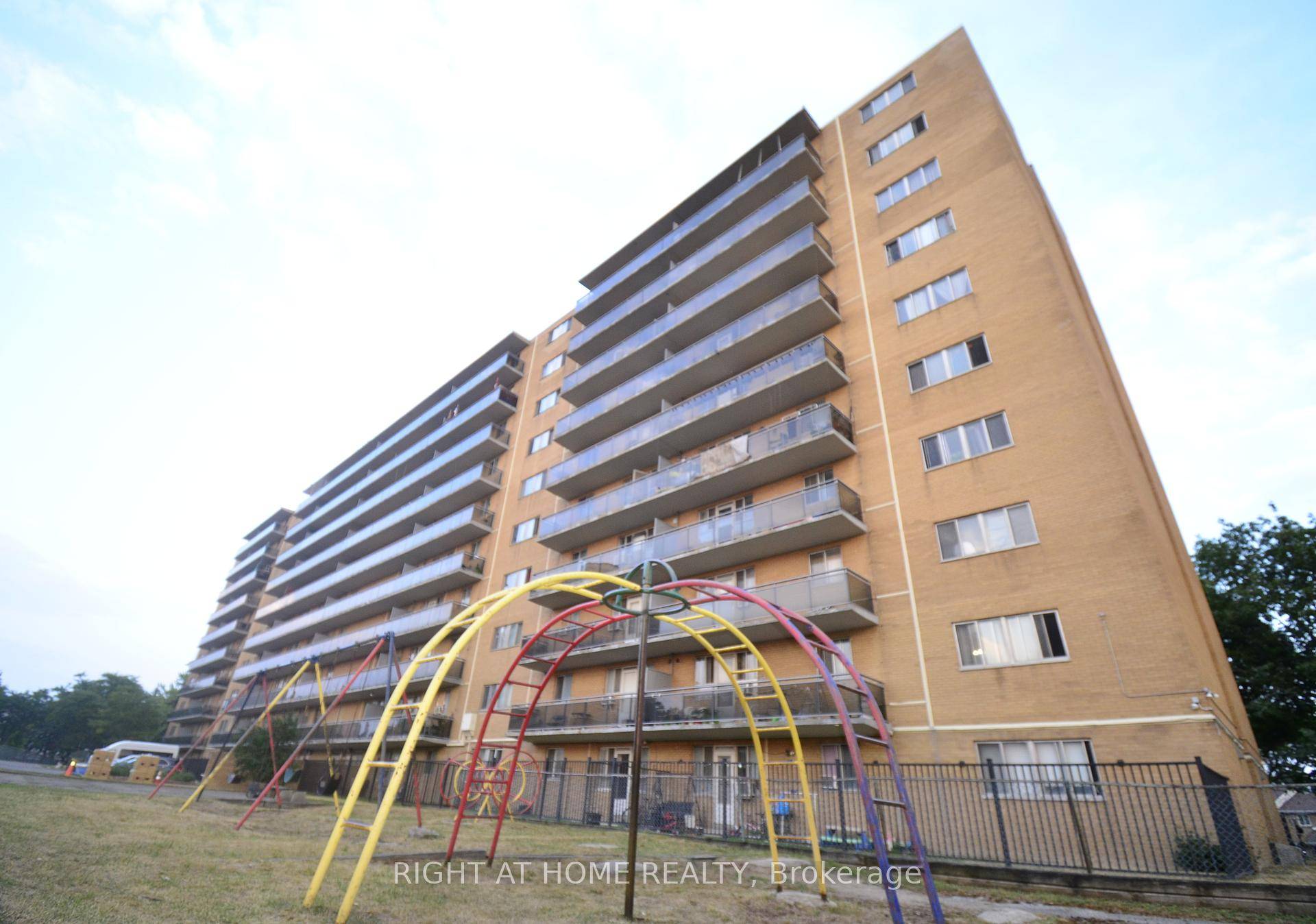 Welcome to Kennedy Place Condo !