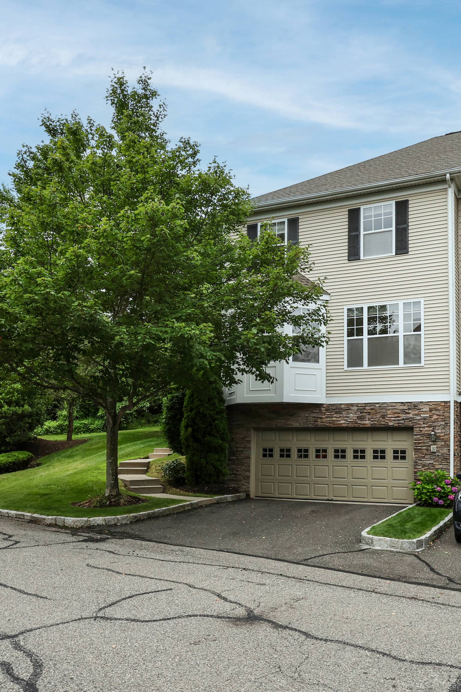 Spectacular 3 4 Bedroom Townhome with 4 Levels of Living Space !