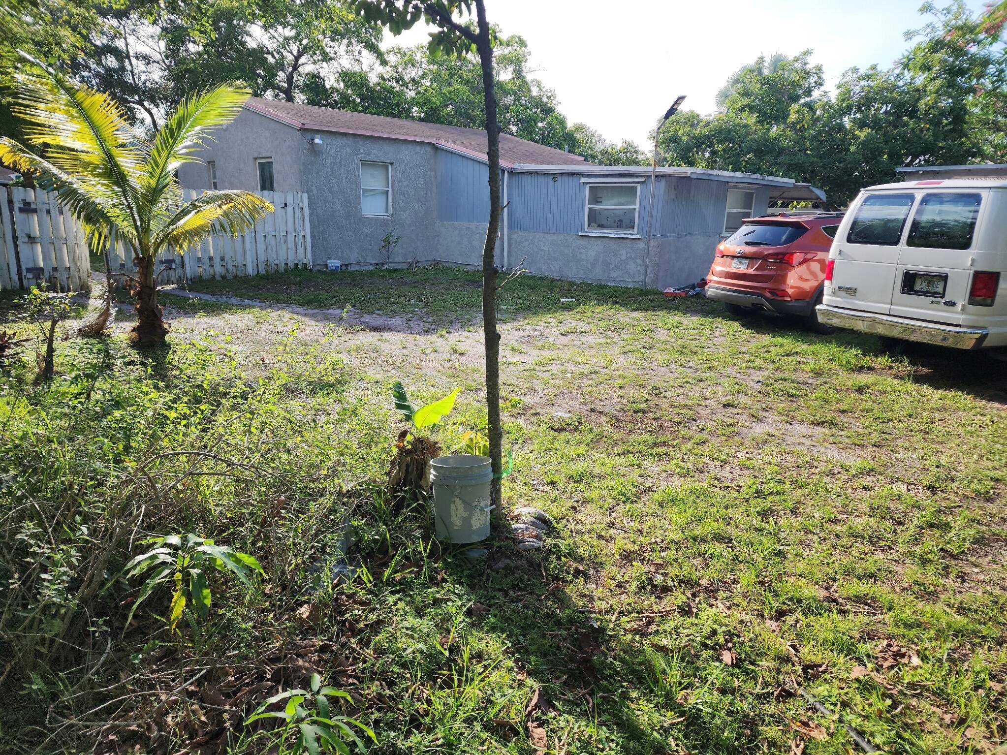 Vey well maintained 2 1. Situated on an expansive 11, 250 sqft lot.