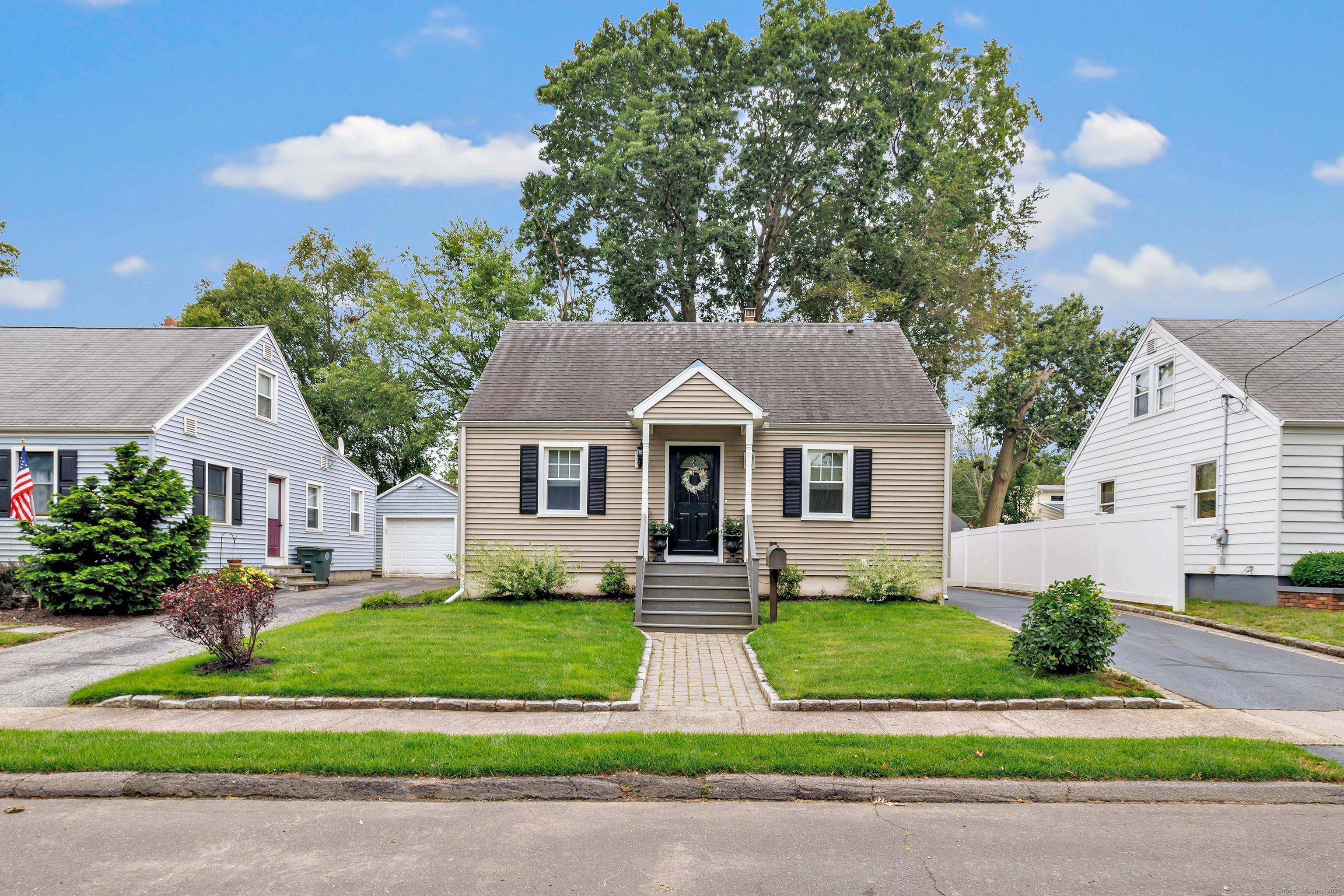 Here it is !. A beautiful, meticulously maintained home nestled in the highly desirable Rivercliff neighborhood of Milford, and only a 3 minute drive to Walnut Beach.