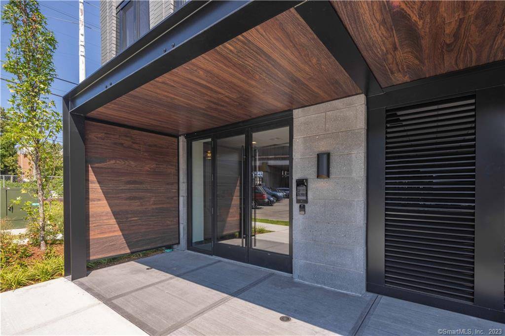 Contemporary luxury in the heart of downtown Fairfield !
