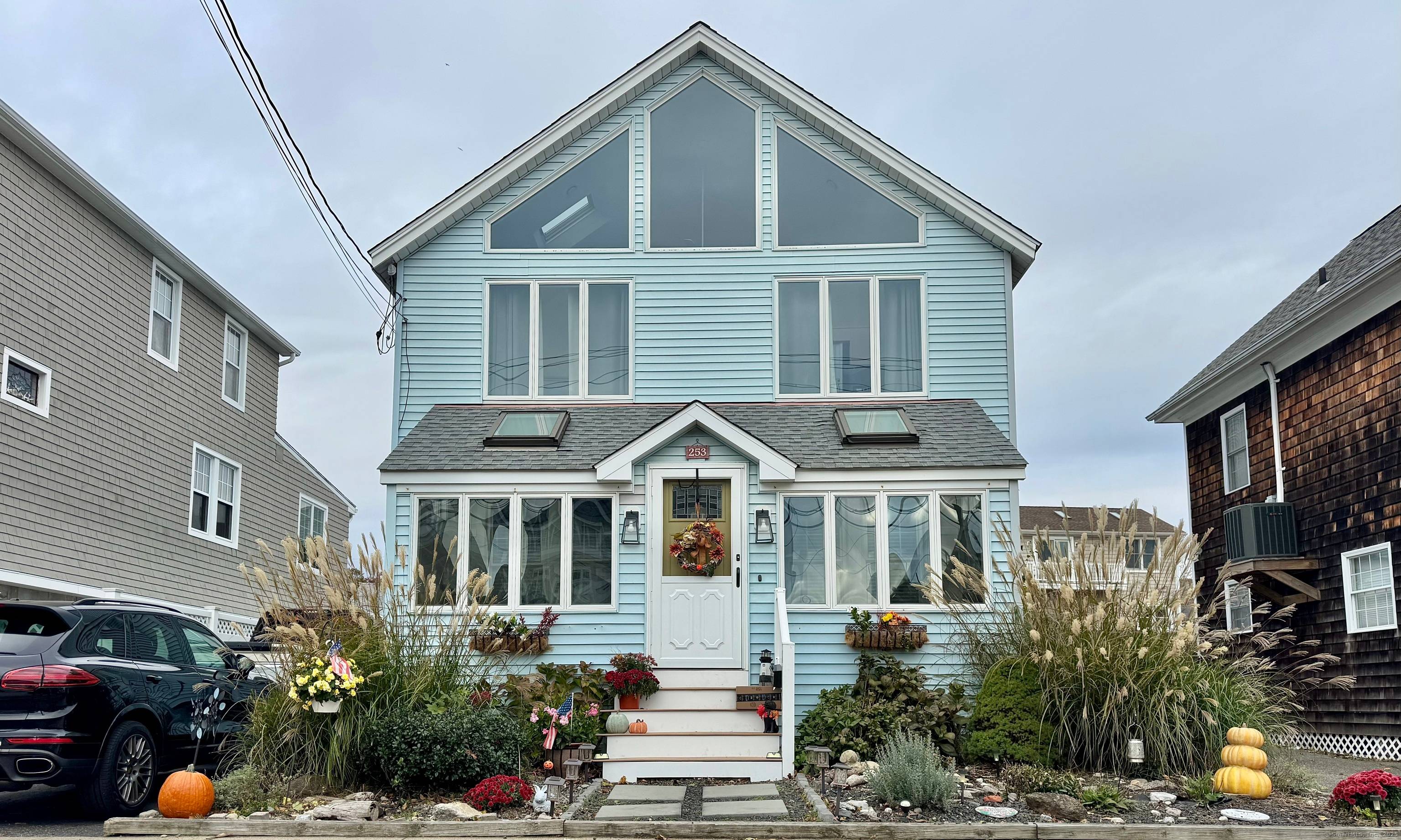 Experiencing coastal elegance in this beautifully maintained 3 bedroom home, perfectly situated home directly across from the water.