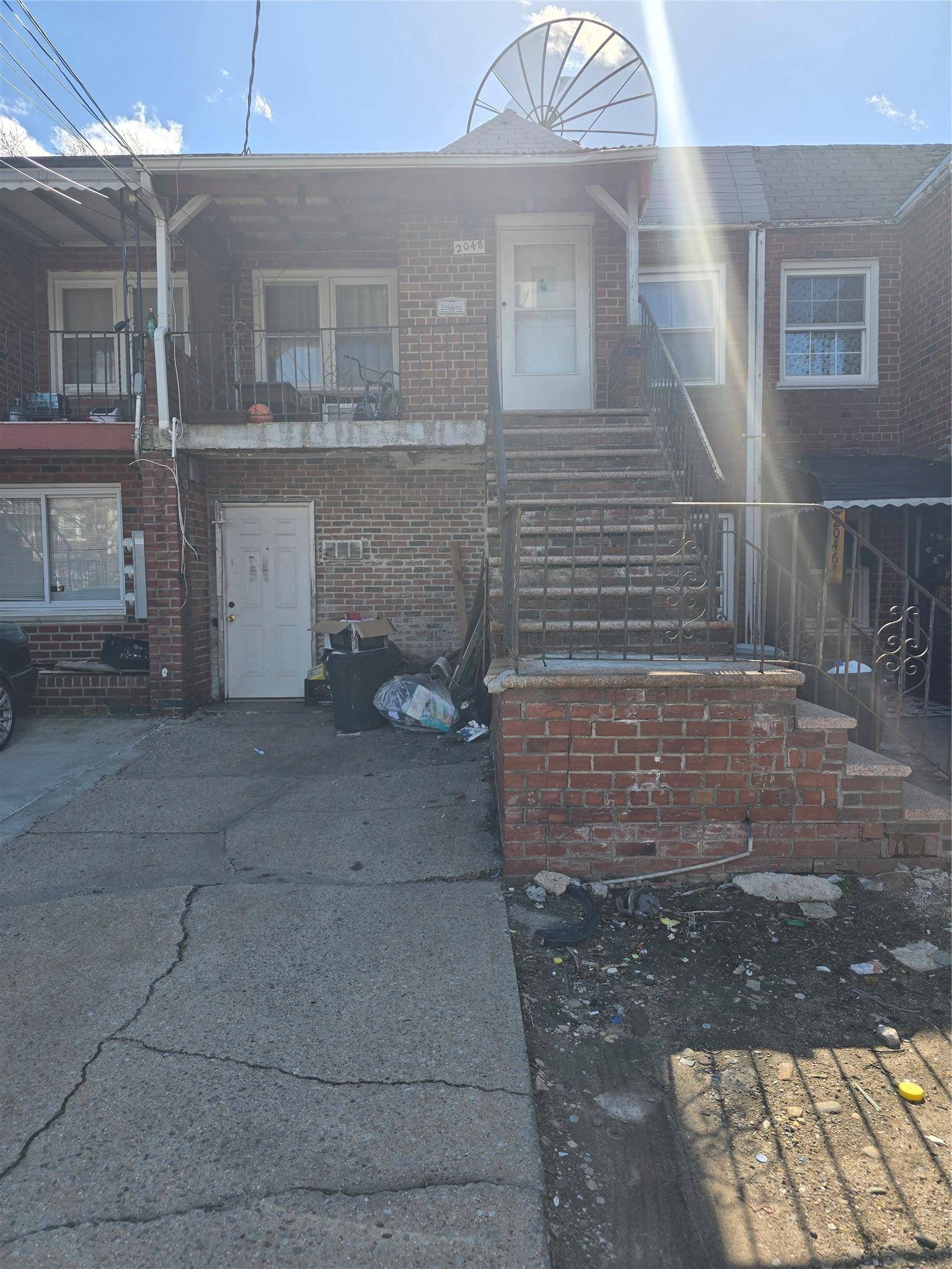 Renovation loan or Cash offers only.