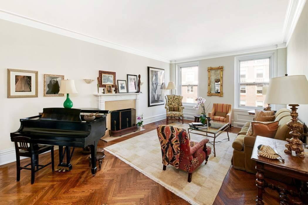 Welcome to Residence 12C at 1148 Fifth Avenue, a distinguished home in one of J.