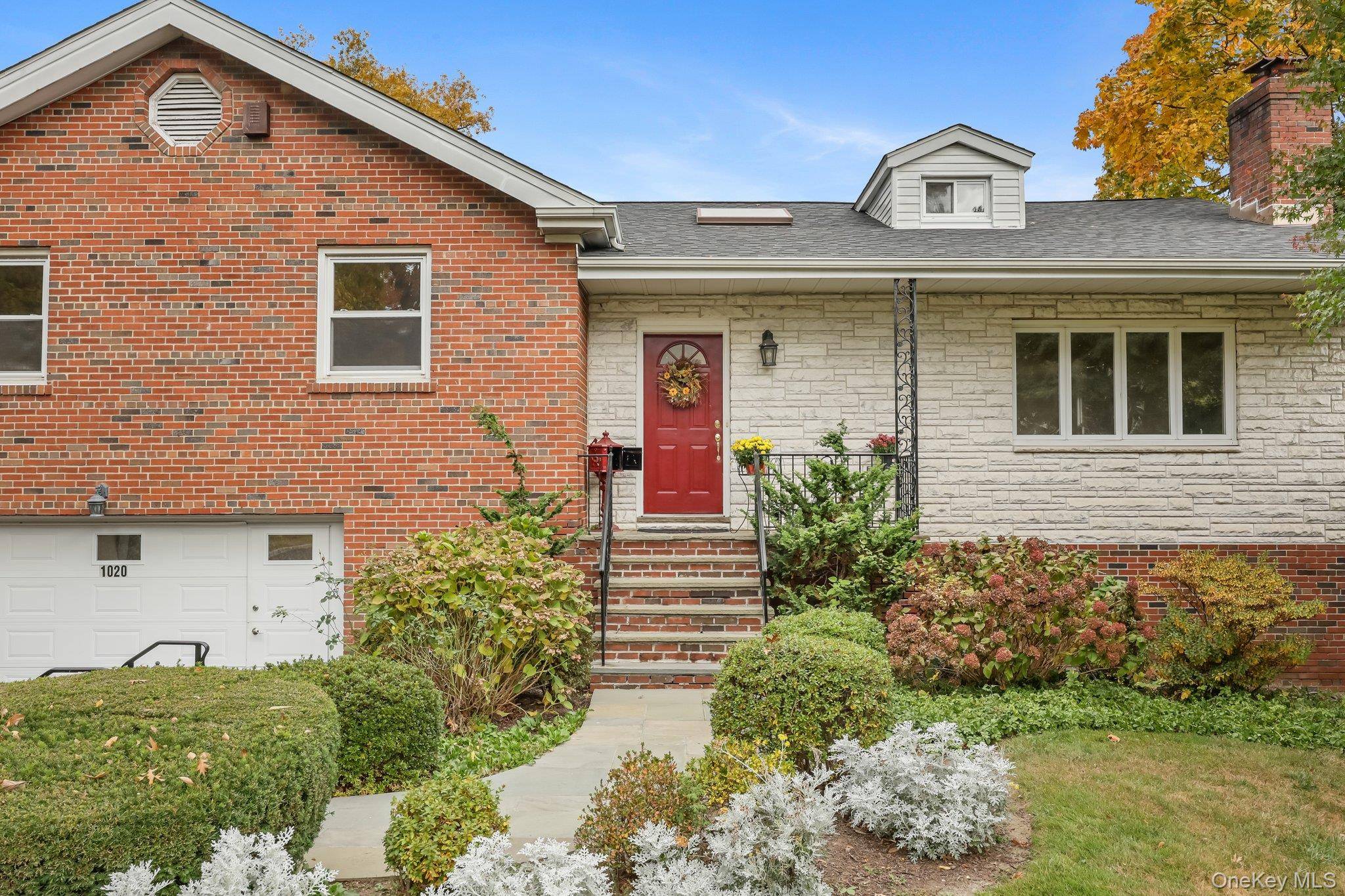 Don't miss this amazing opportunity to own a spacious split level home, on just under a half acre of property, in the sought after Prospect Hill Elementary school area of ...